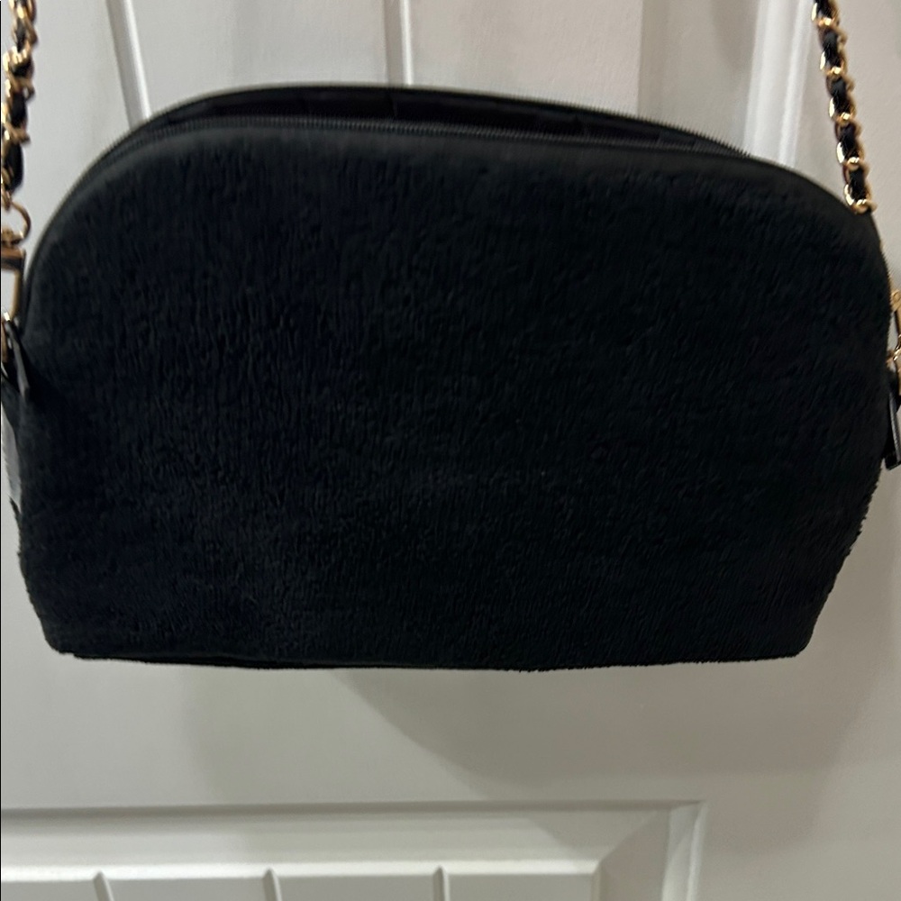 Chanel Black Crossbody Bag with Gold and Black unbranded adjustable chain. - Picture 8 of 9